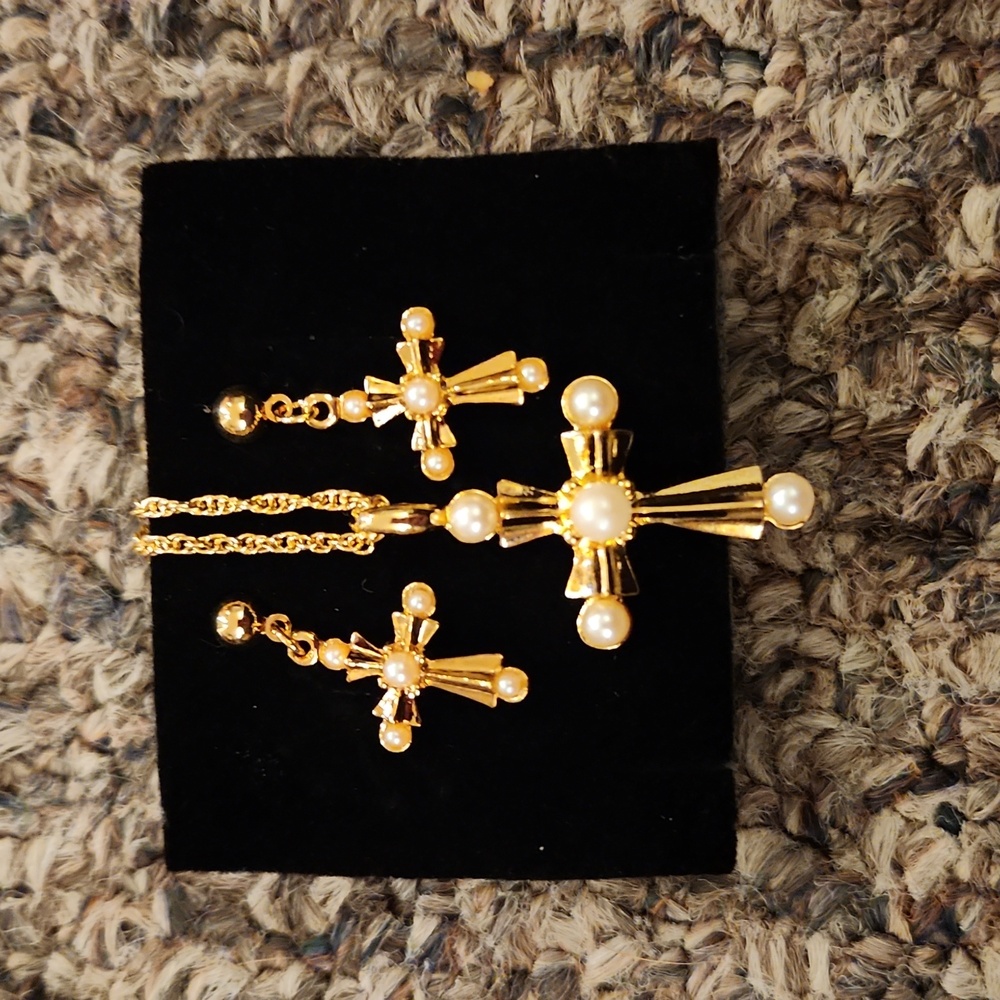 Vintage AVON Ornate Cross Necklace and Earring Set With Original Box